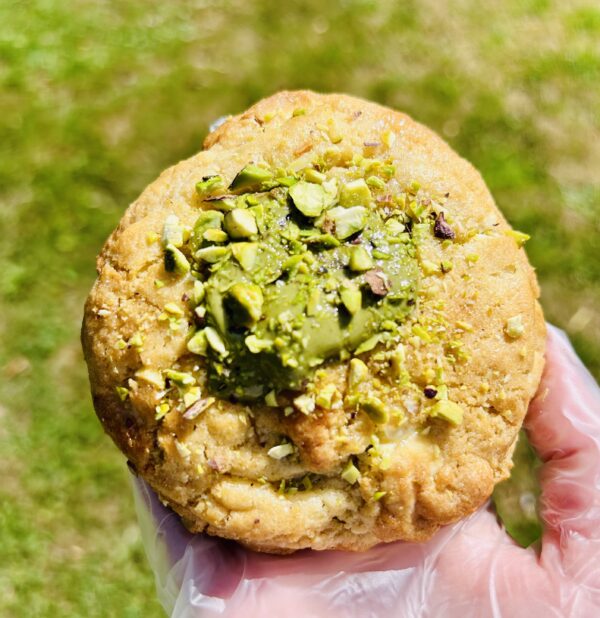 Honey & Pistachio Cookie