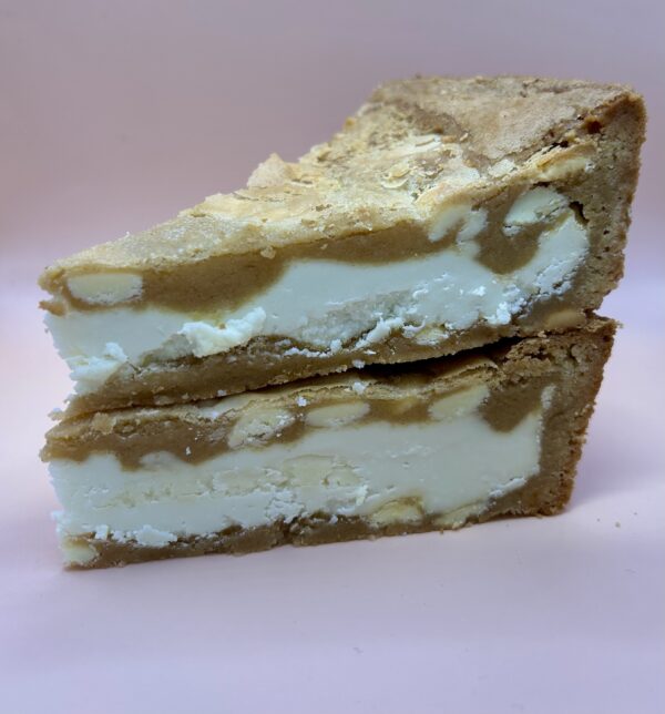 Milkybar cookie pie